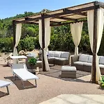 Casa Rosmarino - Villaggio Galanu *